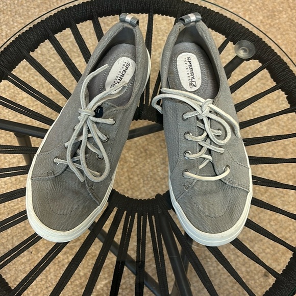 Sperry sneakers ladies size 6.5 - Picture 2 of 6